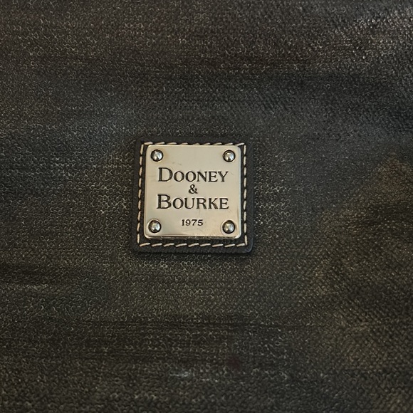 Dooney & Bourke totebag - Picture 2 of 9